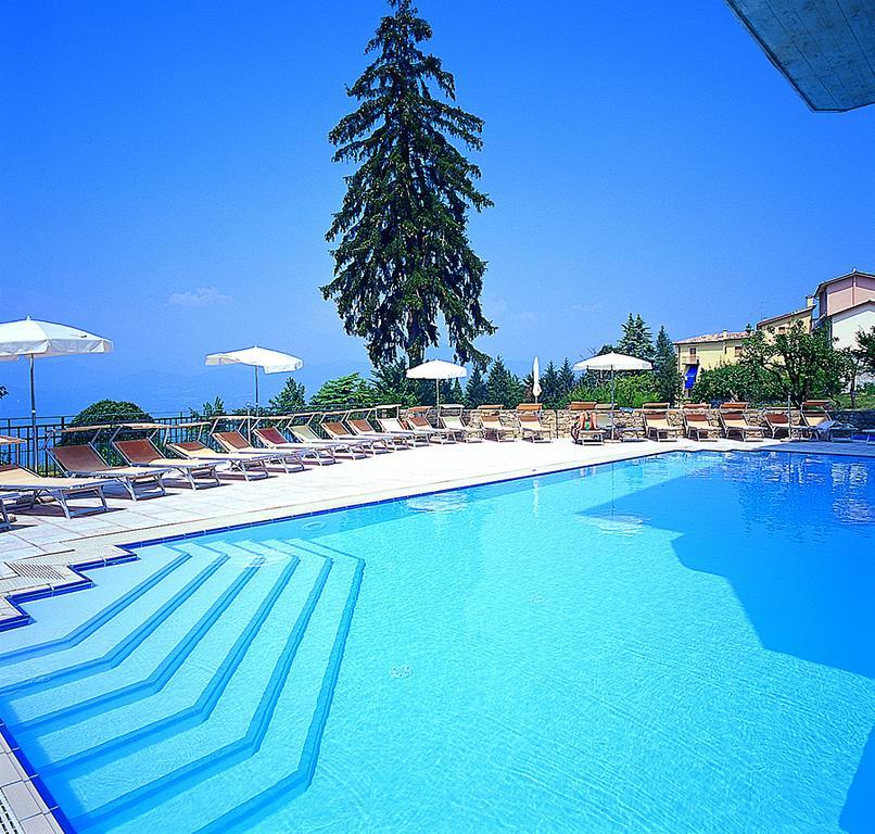 Albergo Sole San Zeno di Montagna Bagian luar foto